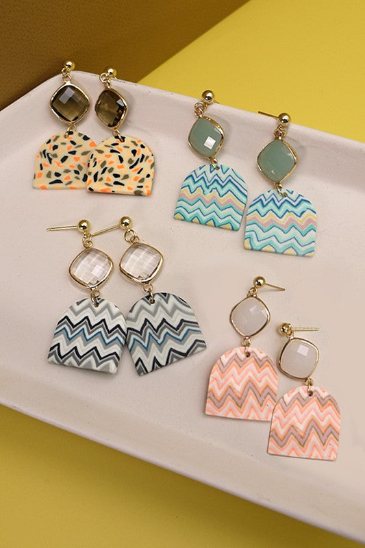 CHEVRON FACETED POST POLYMER CLAY EARRINGS_0